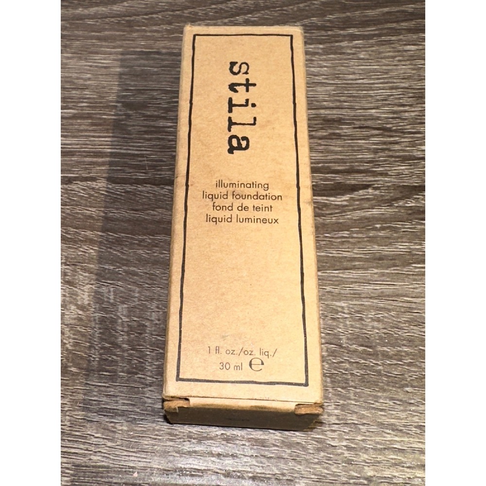 Stila Illuminating Liquid Foundation 20 Watts 1oz Radiant Glow face coverage